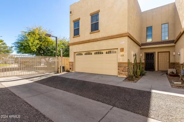 MLS: 6664708 Condo For Sale