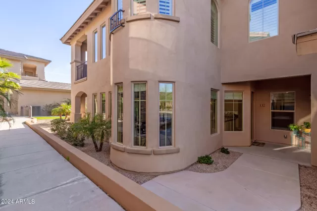 MLS: 6664730 Condo For Sale