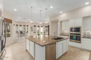 Photo #2: 6664730 Listing 