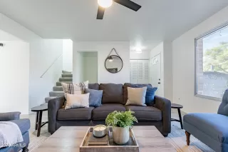 Photo #6: 6664867 Listing