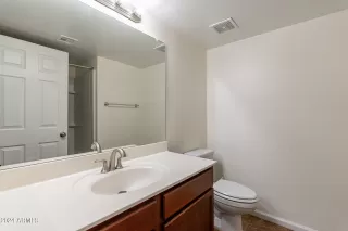 Photo #6: 6664872 Listing