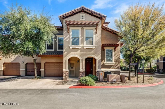 MLS: 6665040 Condo For Sale