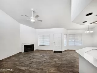 More Details about MLS # 6665114 : 1017 E MARYLAND AVENUE#217