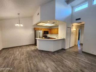 Photo #1: 6665114 Listing 