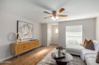 Photo #2: 6665120 Listing