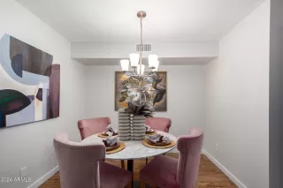 Photo #4: 6665120 Listing