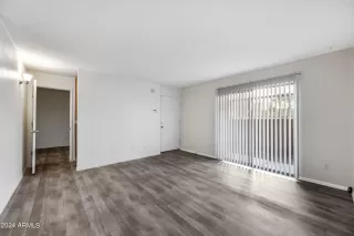 Photo #2: 6665235 Listing