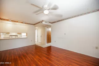 Photo #3: 6665267 Listing