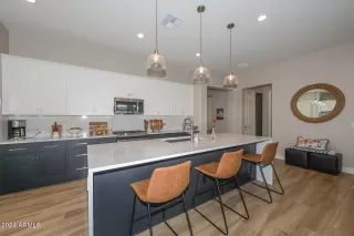 Photo #5: 6665414 Listing 