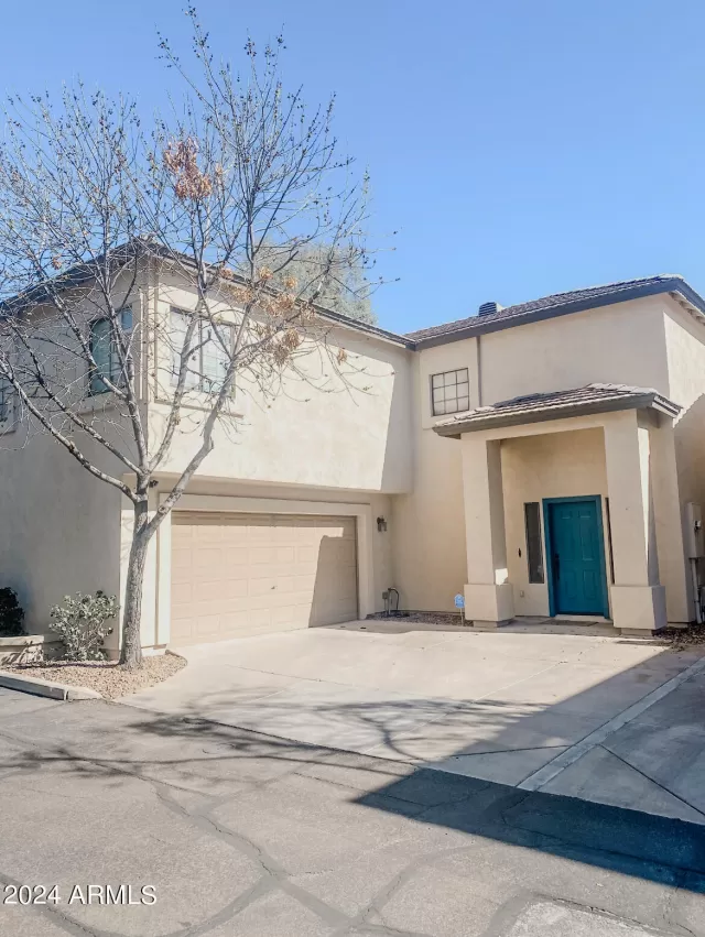 MLS: 6665514 Condo For Sale