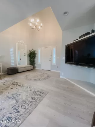 Photo #4: 6665514 Listing