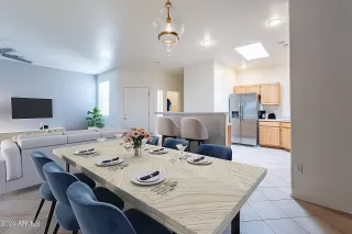 Photo #5: 6665527 Listing