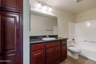 Photo #3: 6665760 Listing