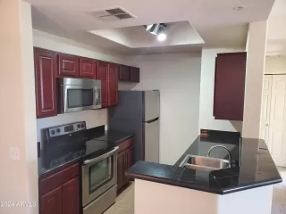 Photo #6: 6665760 Listing