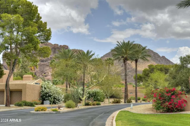 MLS: 6665803 Condo For Sale