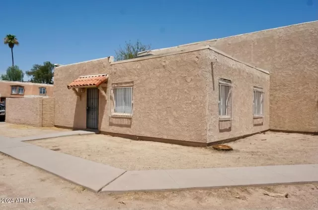 MLS: 6665951 Condo For Sale