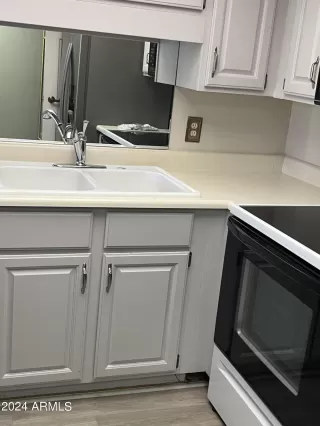 Photo #6: 6666082 Listing