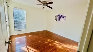 Photo #6: 6666203 Listing