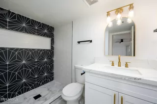 Photo #2: 6666682 Listing