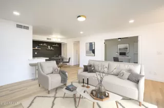 Photo #4: 6666682 Listing