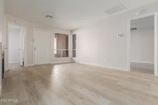 Photo #3: 6666732 Listing 