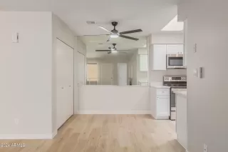 Photo #5: 6666732 Listing 