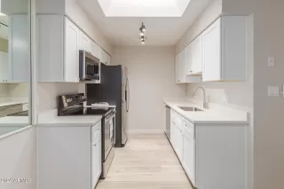 Photo #6: 6666732 Listing 