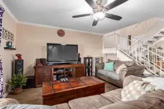 Photo #6: 6666746 Listing