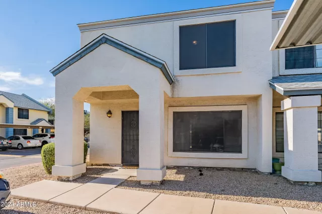 MLS: 6666785 Condo For Sale