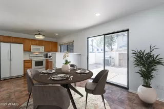 Photo #3: 6666785 Listing