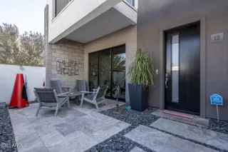 Photo #6: 6666813 Listing