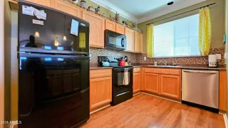 Photo #6: 6666825 Listing