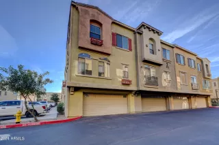 Photo #4: 6667087 Listing