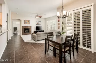 Photo #5: 6667104 Listing