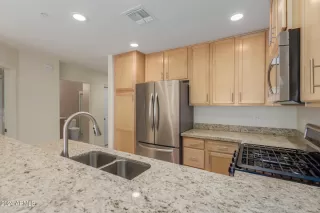 Photo #3: 6667162 Listing