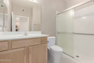 Photo #5: 6667162 Listing