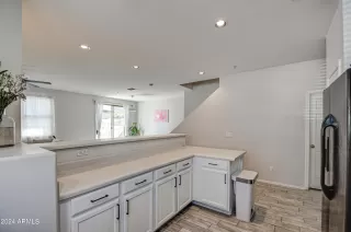 Photo #4: 6667204 Listing