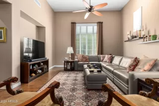 Photo #3: 6667296 Listing
