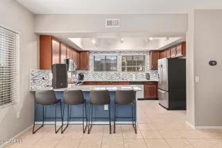 Photo #4: 6667331 Listing