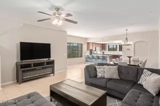 Photo #6: 6667331 Listing