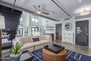 Photo #2: 6667441 Listing 