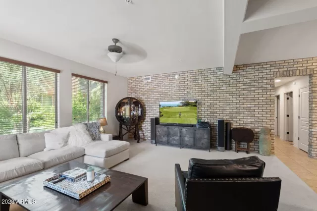 MLS: 6667486 Condo For Sale