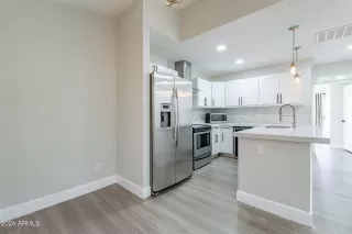 Photo #4: 6667546 Listing 