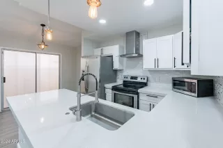 Photo #5: 6667546 Listing 