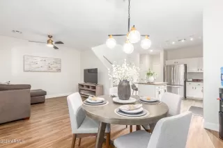 Photo #2: 6667626 Listing