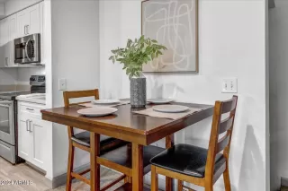 Photo #6: 6667683 Listing 