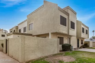 Photo #2: 6667698 Listing 