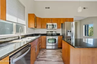 Photo #4: 6667754 Listing