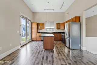 Photo #5: 6667754 Listing