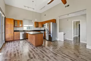 Photo #6: 6667754 Listing